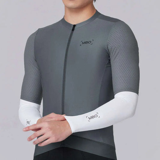 MBO AA10 Arm Sleeves White / Black